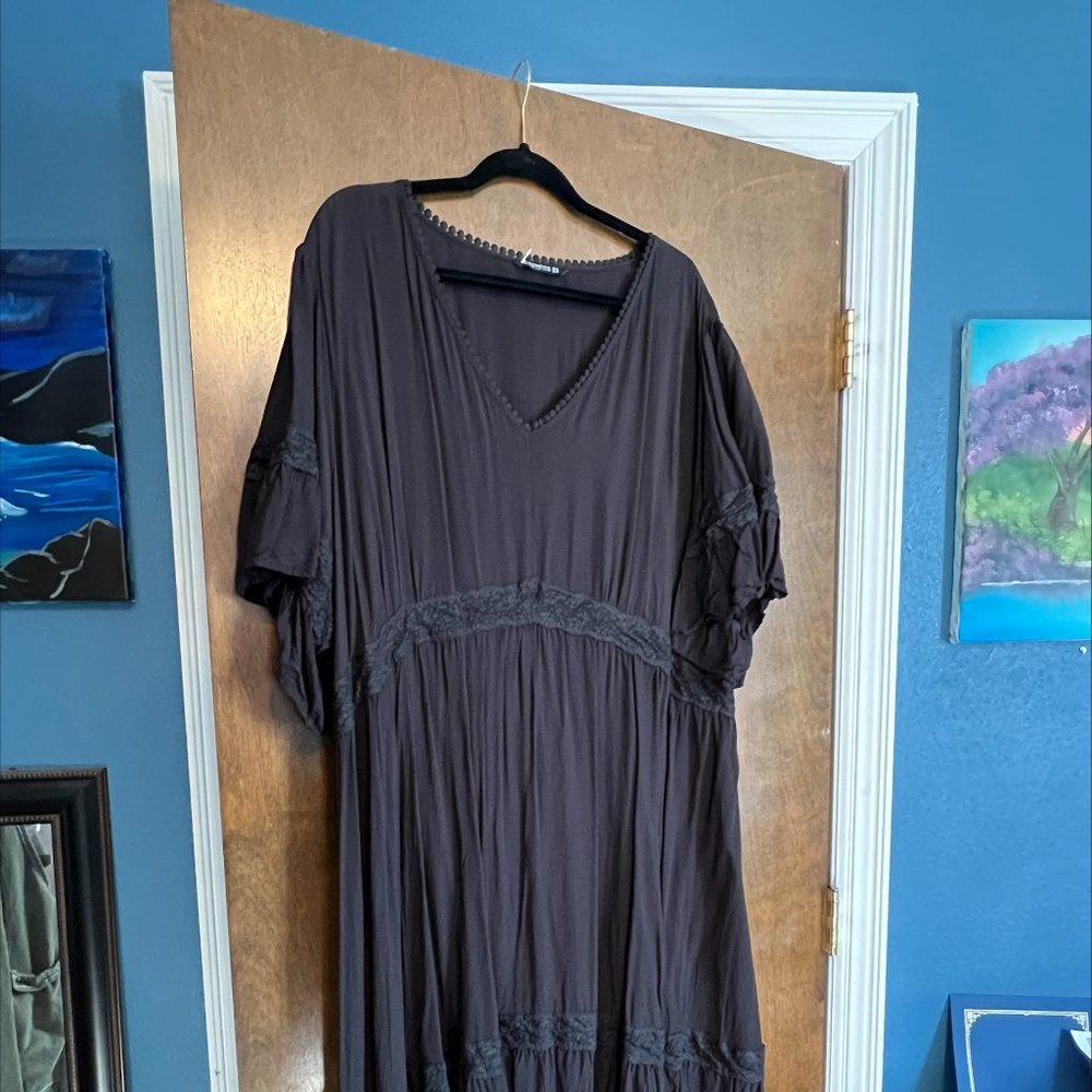 NWOT Black Bloomchic Lace and Eyelet Dress 28